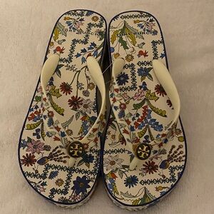 Tory Burch Women's Floral Sandals - Cream and Blue